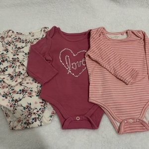 Jessica Simpson Baby Girl Onesies 6-9 months, Long Sleve